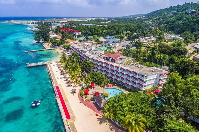 VIP Luxury Montego Bay Airport Transfer to Montego Bay/ Falmouth - The driver can shape the experience